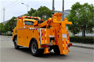 江城高速路拖车费